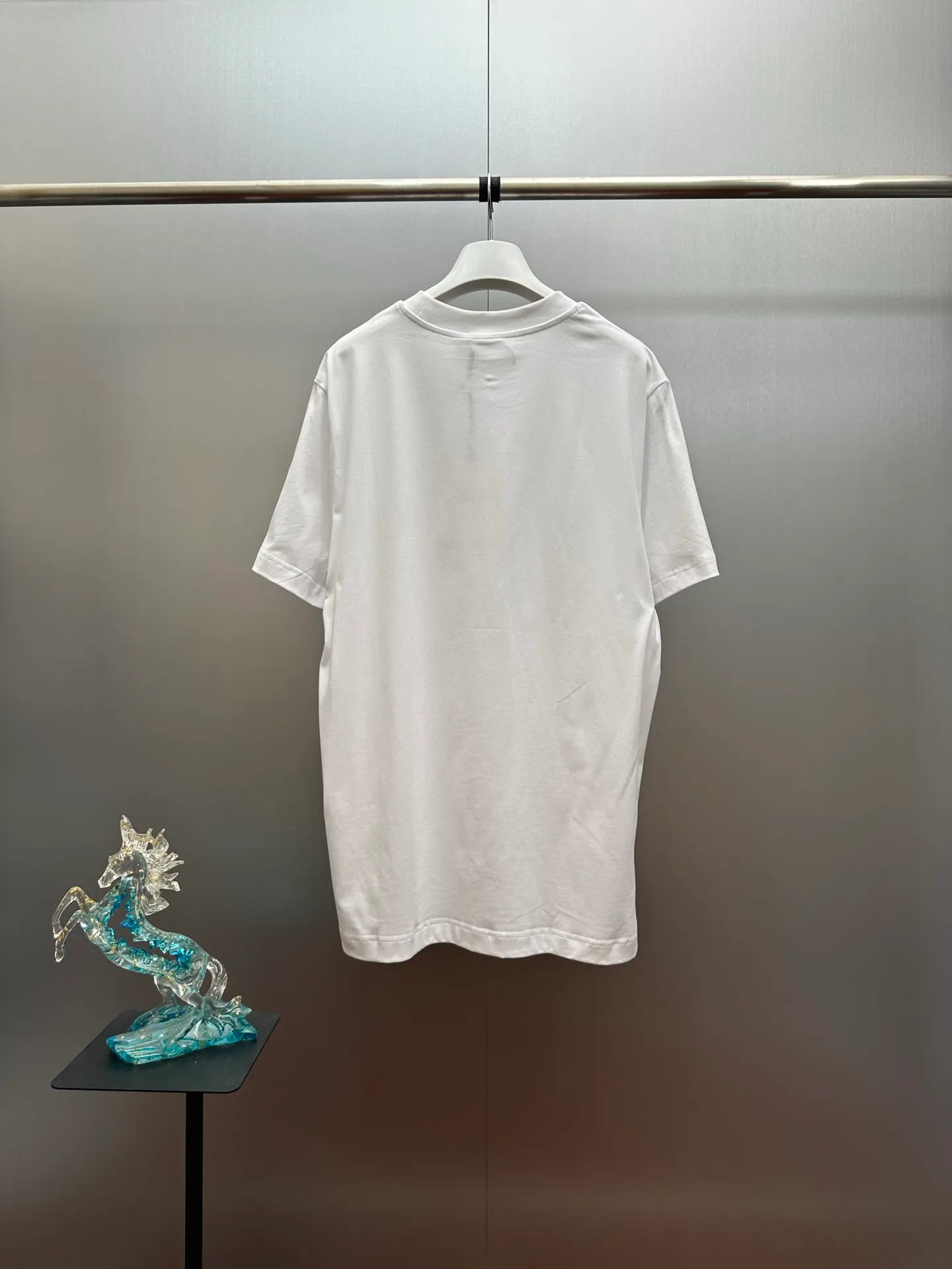 🔥130💰MONCLER 26SS T Authentic 2399 ，32 100% 200 ，1*1 285 ， ， ， 1：1 ， Size：S M L XL